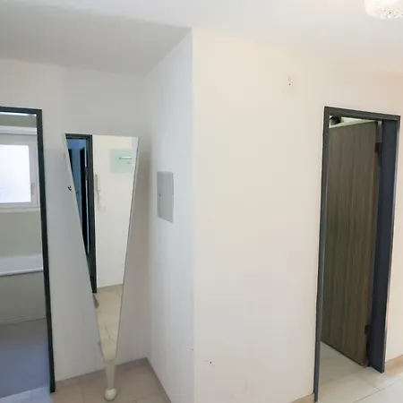 Haus Buendabruecke * Davos